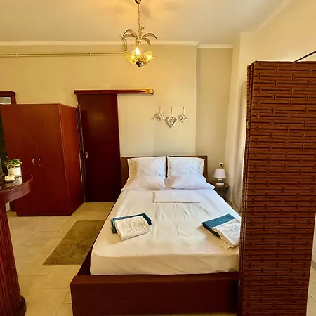 Roussos Central House *