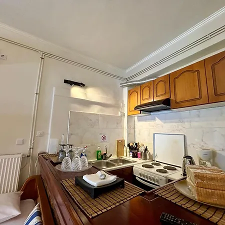 Roussos Central House * Agios Nikolaos (Corfu)