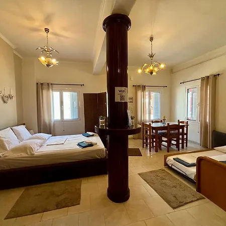 Roussos Central House *
